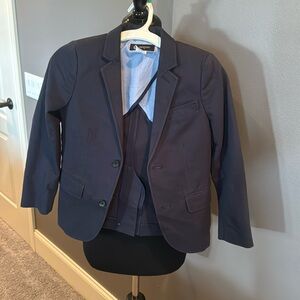 Boys crew cuts, navy blazer size 6, 100% cotton